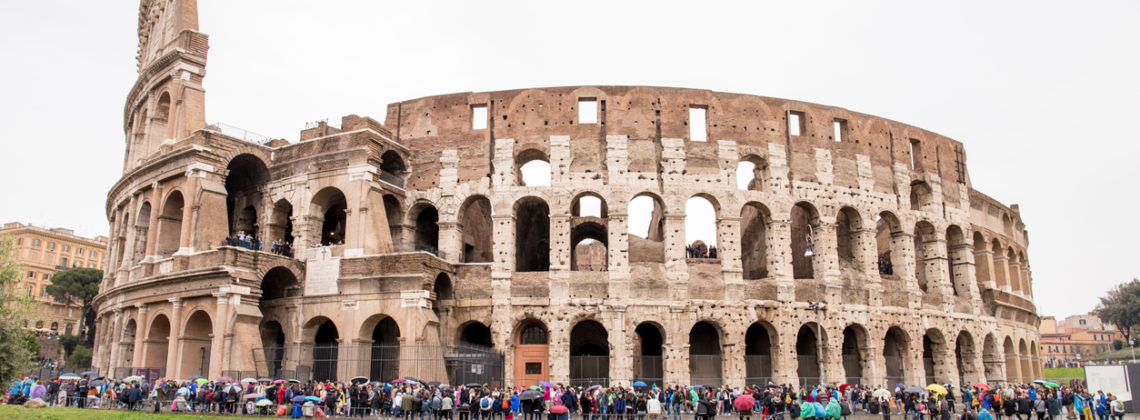 What day of the week is best to visit the Colosseum